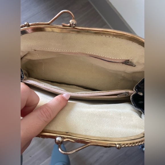 Vintage black and gold floral diamonds clutch - Picture 3 of 4